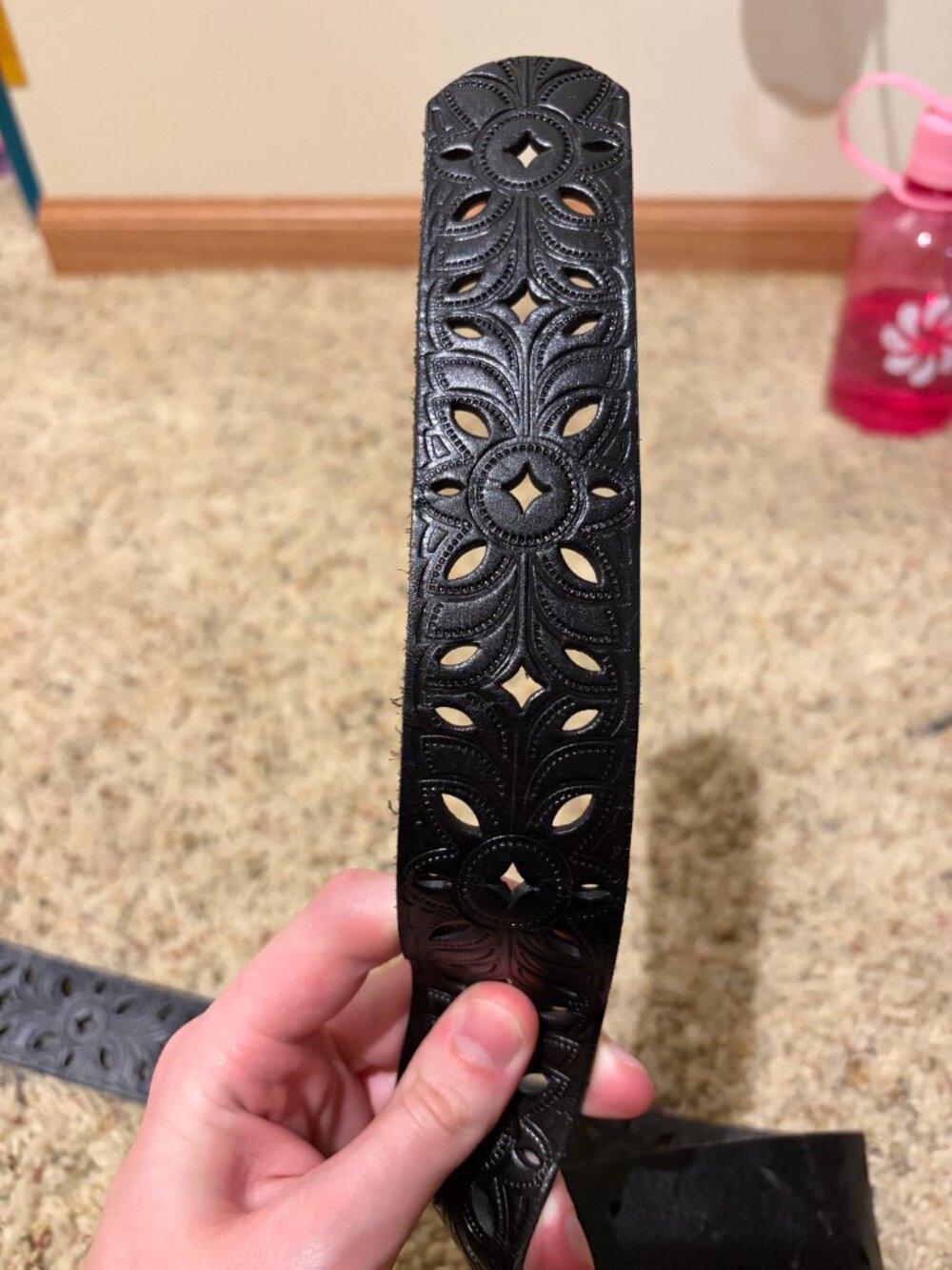 Fossil Floral Perforated Strap Belt Black Silver Buckle - Picture 12 of 14